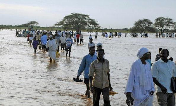 فيضانات في السودان تقتل 76 شخصا وتدمر آلاف المنازل