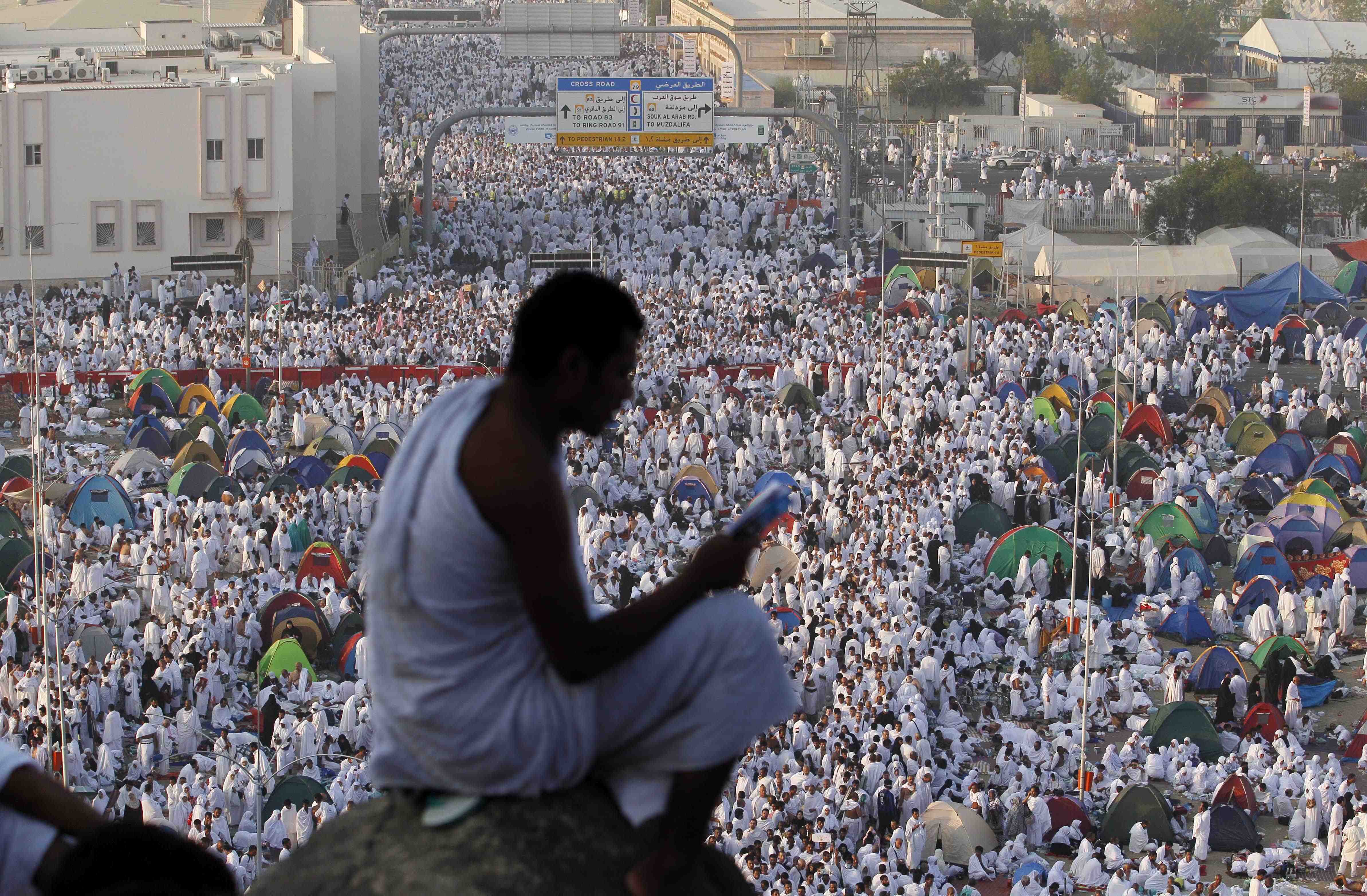 سوار لكل حاج بحريني لدخول مخيمات عرفات ومنى