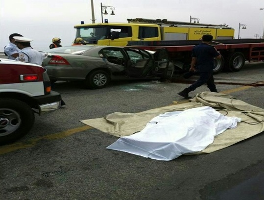 بالصور .. وفاة خليجي في حادث مروري على جسر الملك فهد