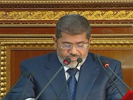 مرسي: مصر لن تفلس ولن تركع