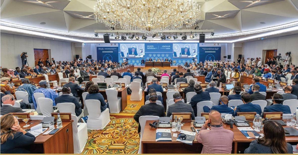 سفير البحرين لدى دولة الكويت يشارك في مؤتمر تعزيز التعاون الدولي لمكافحة الإرهاب