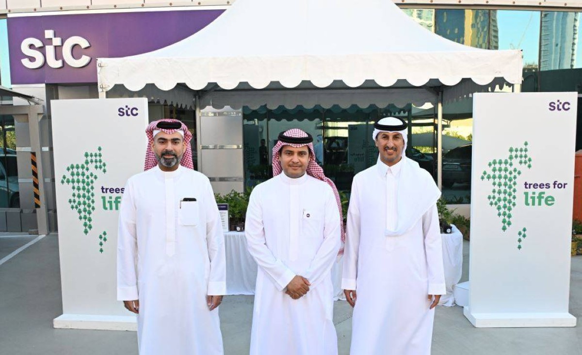 &laquo;stc البحرين&raquo; تعلن عن إتمامها لتشجير مقرها الرئيسي وتنظّم فعالية لتوزيع الشتلات على موظفيها