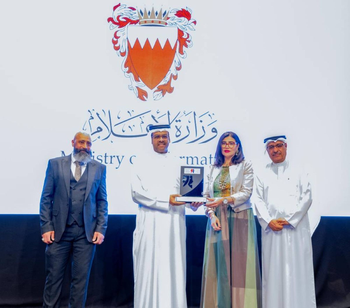 مهرجان البحرين المسرحي الثالث ينطلق بتكريم الرواد ودعم المواهب خلف الكواليس