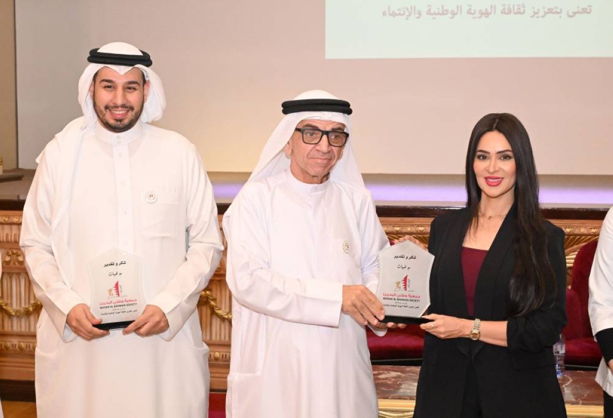 الحمر: الإعلام الوطني ركيزة أساسية في تعزيز ثقافة الهُوية الوطنية والانتماء والفخر للشباب  بوطنهم