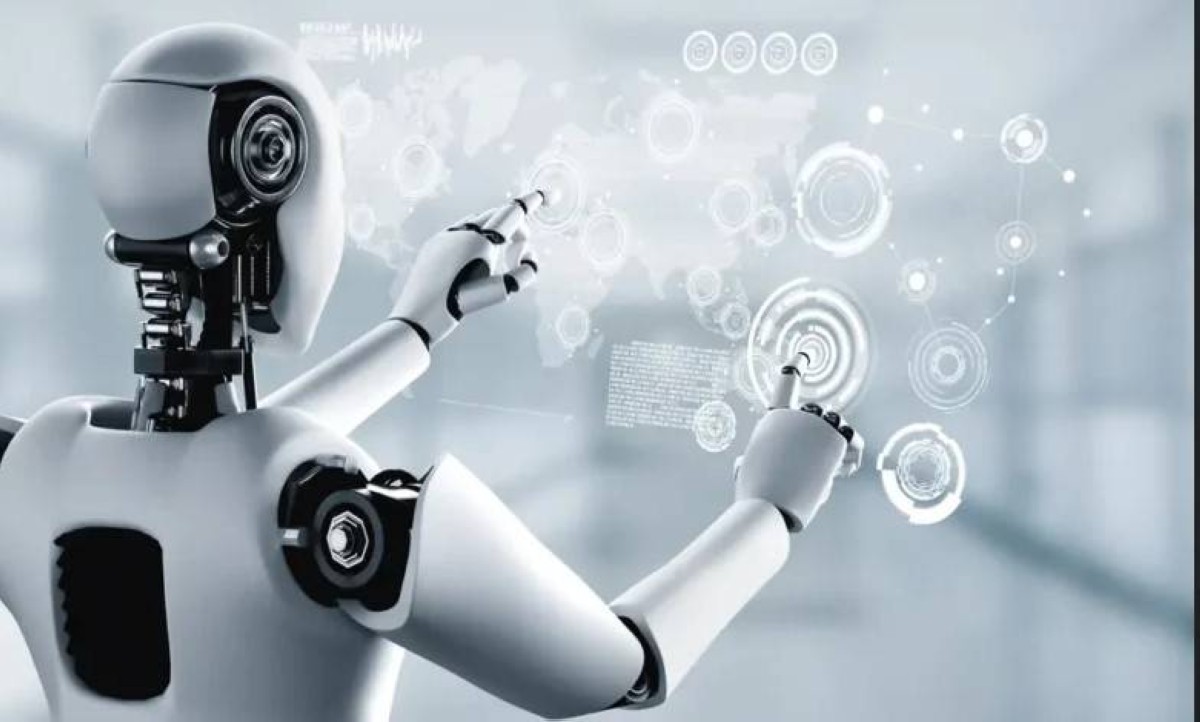 حاجي: 6.3 مليون دولار حجم سوق الروبوتات المتوقع في البحرين هذا العام