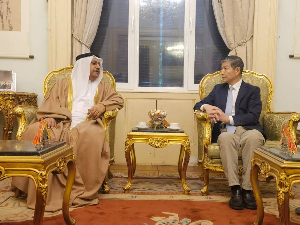 السفير الصيني بالقاهرة يكرم &laquo;العسومي&raquo; بمناسبة انتهاء فترة رئاسته للبرلمان العربي