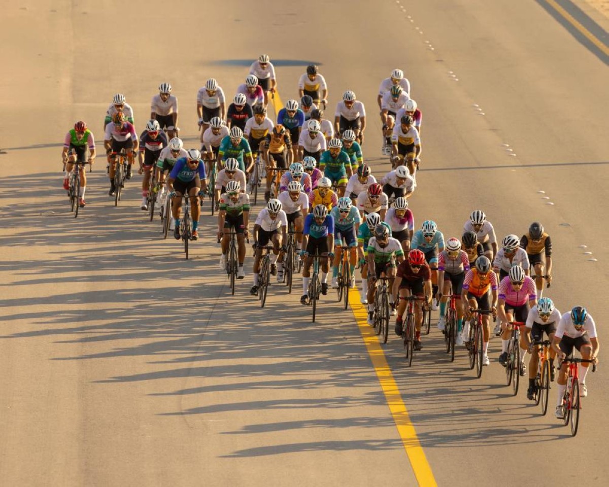 'فيكتوريوس' و'ABH' حافظا على الصدارة.. منافسات قوية بالمرحلة الثانية لطواف ناصر بن حمد للدراجات الهوائية للهواة