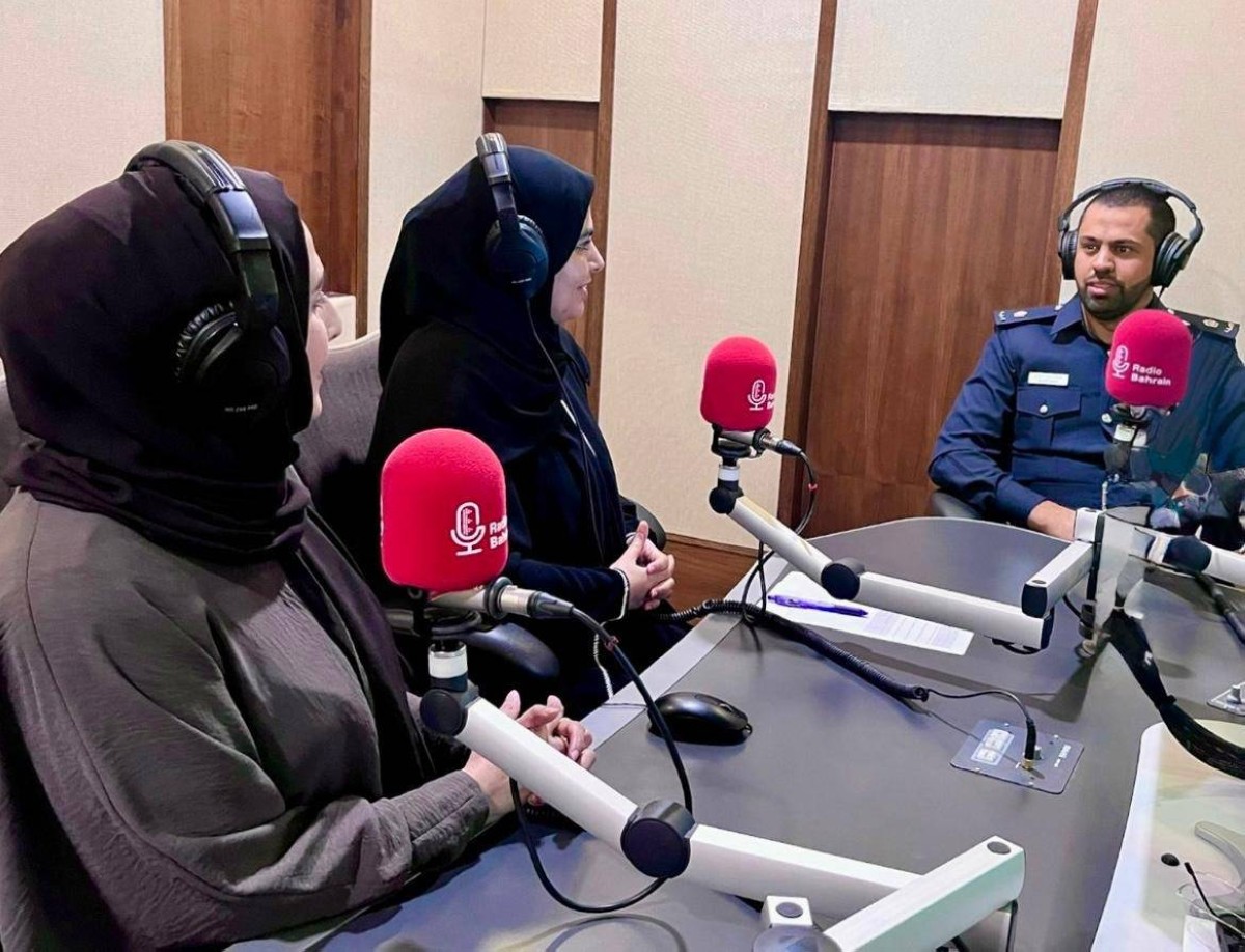 برنامج «أمن FM» الإذاعي يستعرض جهود المديريات الأمنية في تحقيق الأمن و الشراكة المجتمعية والانتماء الوطني