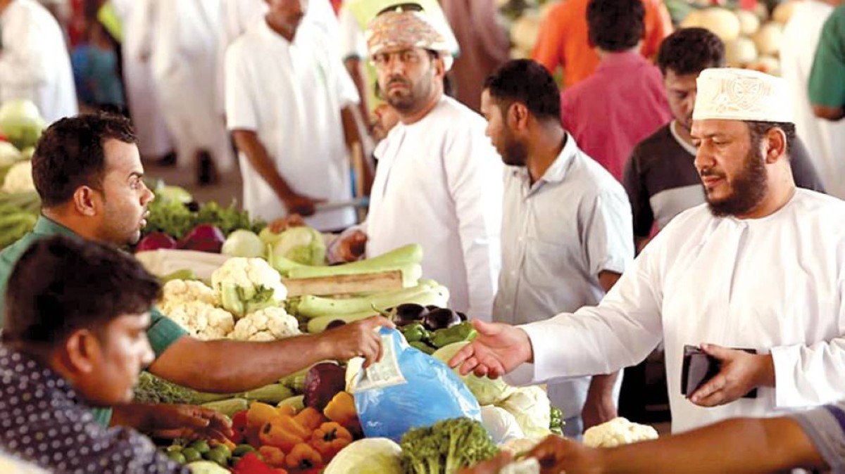 معدل التضخم السنوي يرتفع 0.4% بسلطنة عُمان خلال سبتمبر