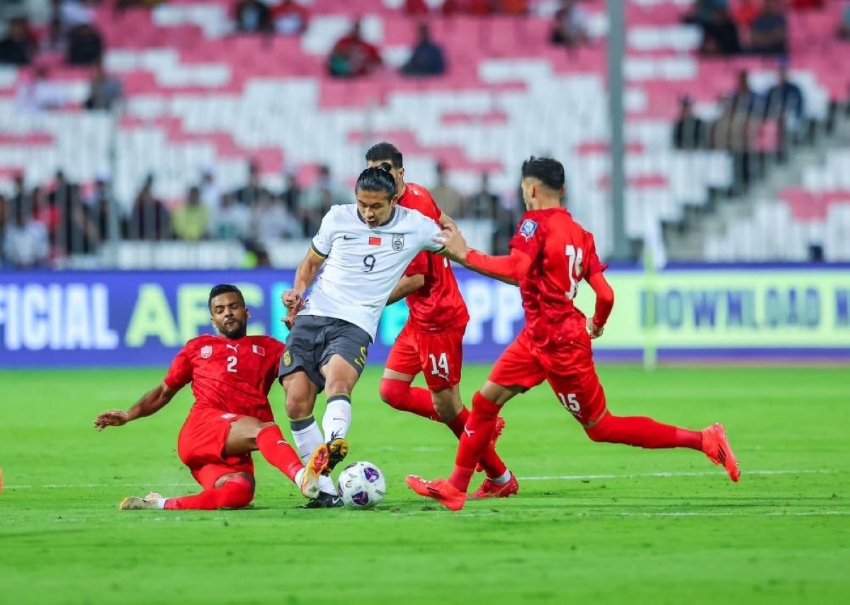 الأحمر يخسر من الصين.. ويصعب مهمة التأهل لكأس العالم