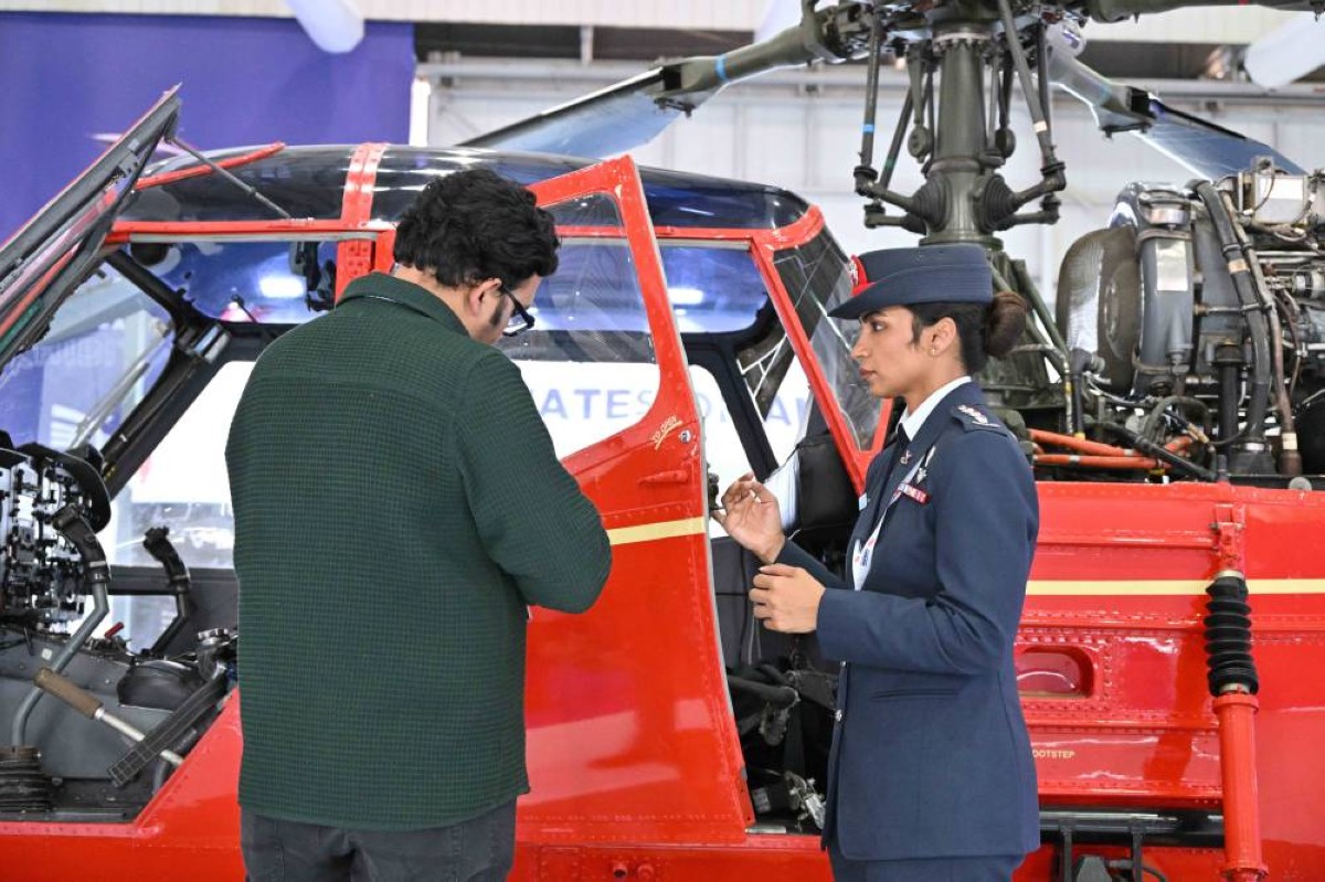 حضور جماهيري كبير بمعرض البحرين الدولي للطيران 2024