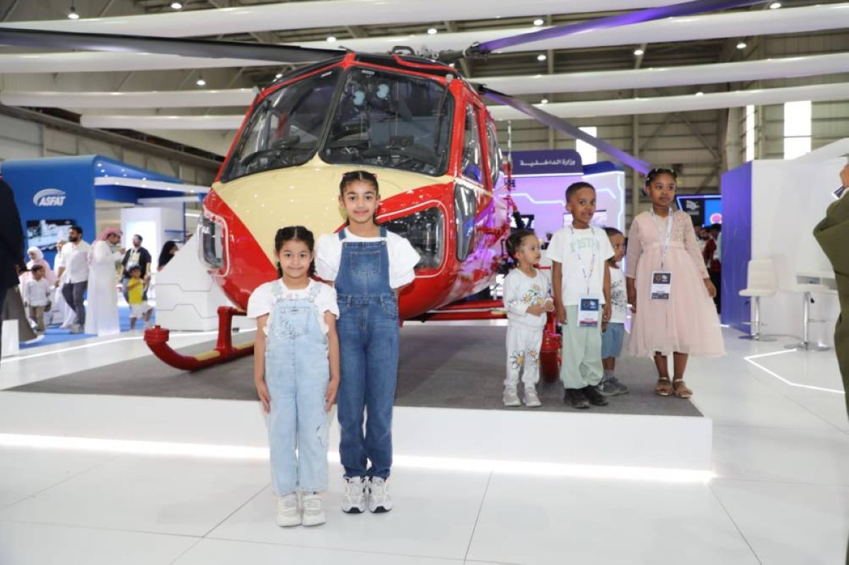 وزارة الداخلية تستعرض خدماتها وتقنياتها في معرض البحرين الدولي للطيران