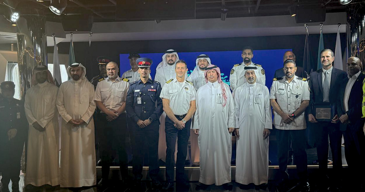 ميناء خليفة بن سلمان يستقبل أول سفينة سياحية للموسم 2024-2025