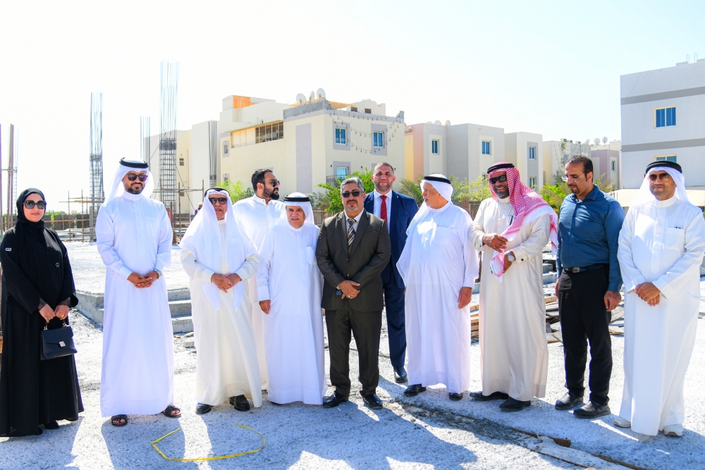 رئيس الأوقاف الجعفرية يطلّع على سير العمل في مشاريع الجوامع والمساجد بمدينة سلمان