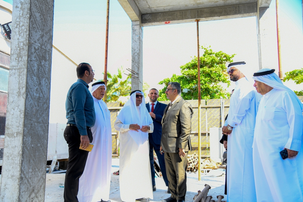 رئيس الأوقاف الجعفرية يطلّع على سير العمل في مشاريع الجوامع والمساجد بمدينة سلمان