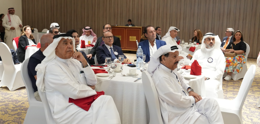 وزير الصناعة والتجارة يُشارك في حفل غداء نظّمه نادي روتاري السلمانية