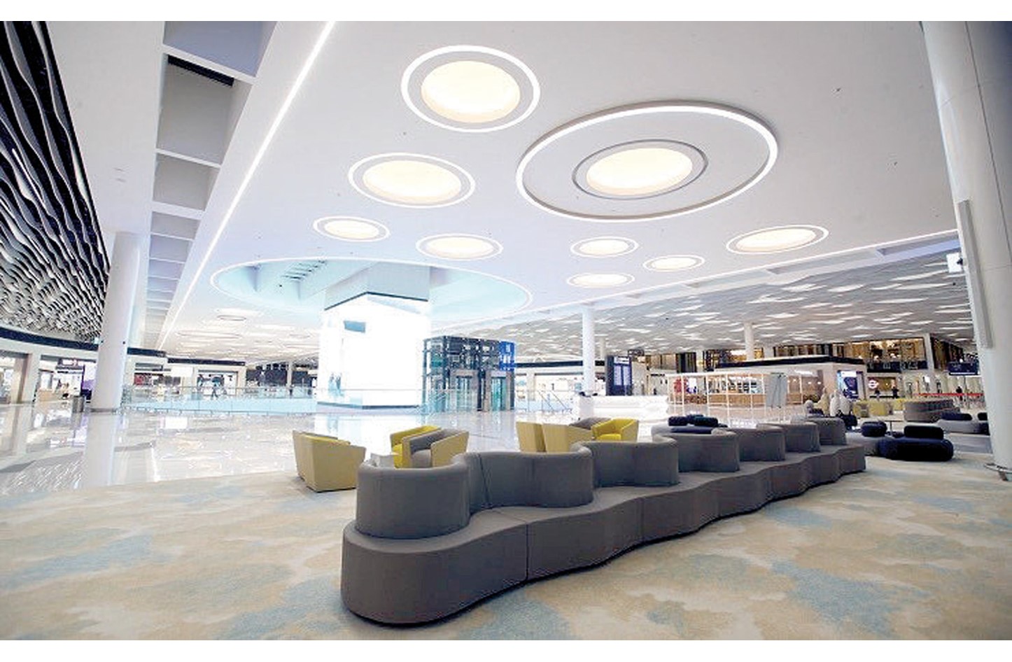 &laquo;المناقصات&raquo;: 15 مليون دينار لتنظيف مطار البحرين