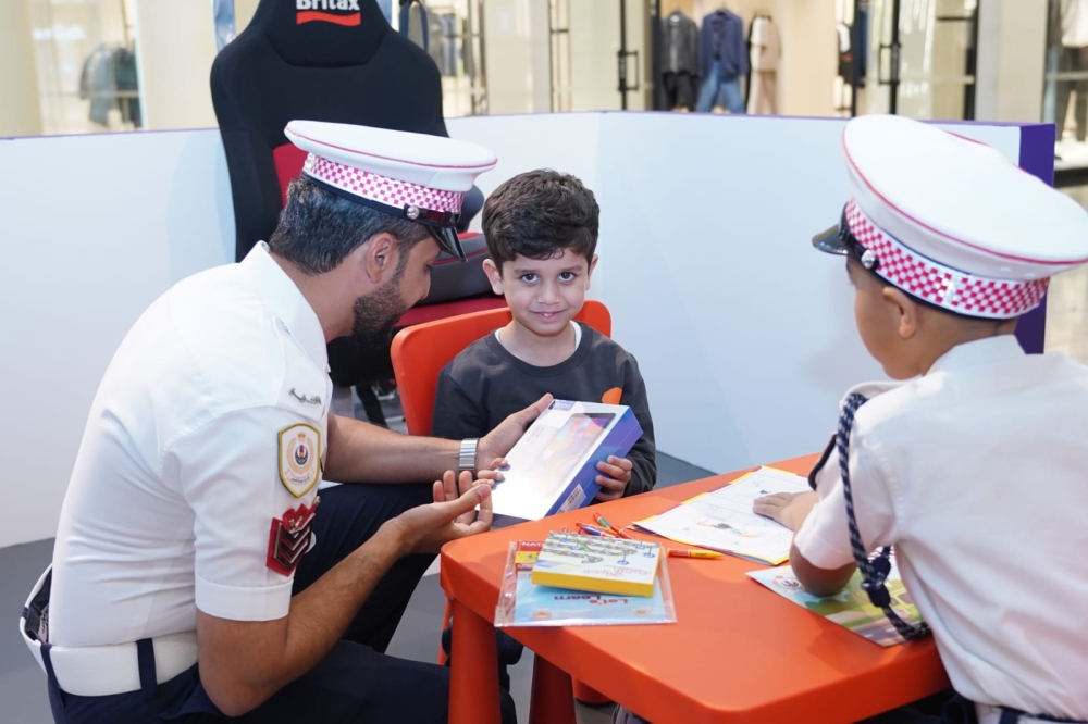 بمناسبة اليوم العالمي للطفل.. المرور تنظم فعالية توعوية للتعريف بحقوق الطفل وسلامته مرورياً