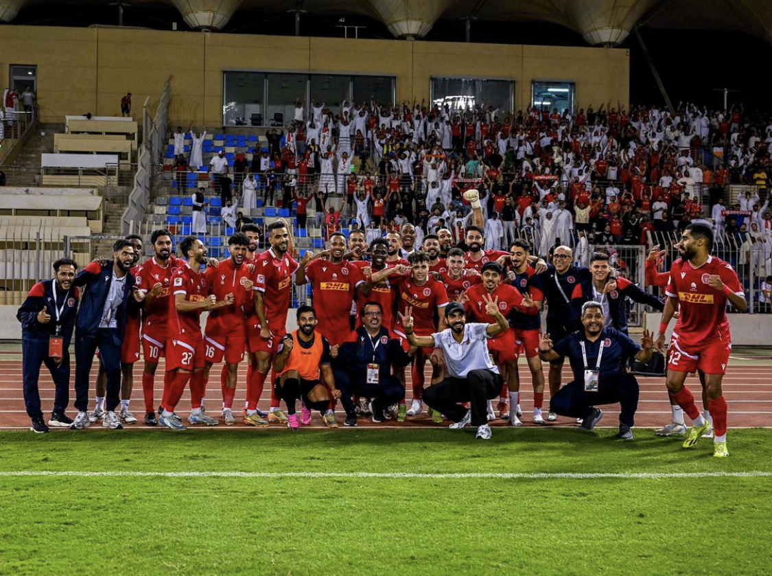 الذئاب تكشر عن أنيابها وتطلق إنذارا شديد اللهجة