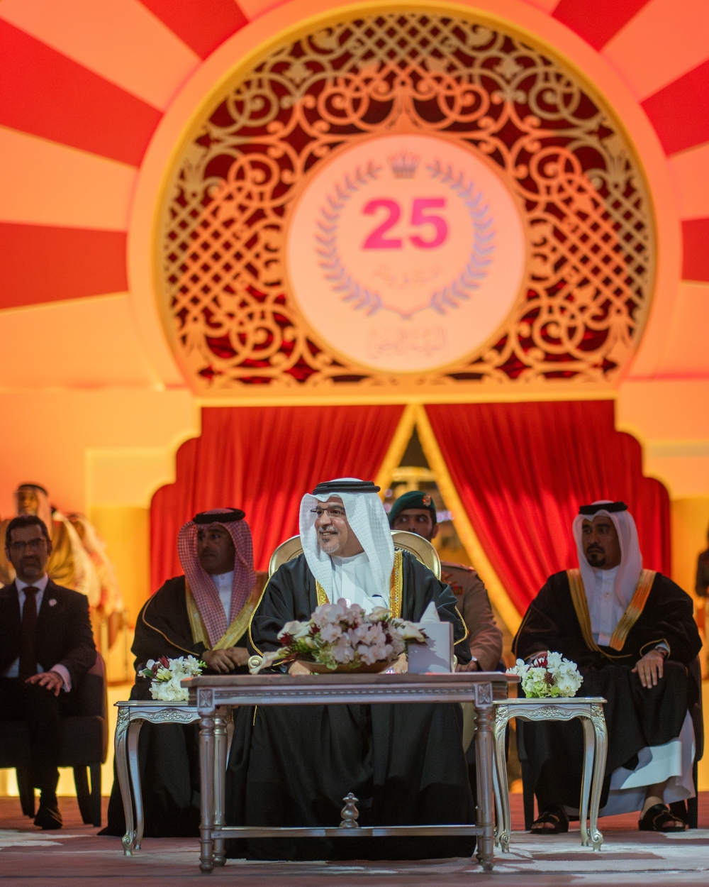 نيابة عن الملك .. ولي العهد رئيس الوزراء يفتتح معرض البحرين الدولي للإنتاج الزراعي والحيواني "مراعي 2024"