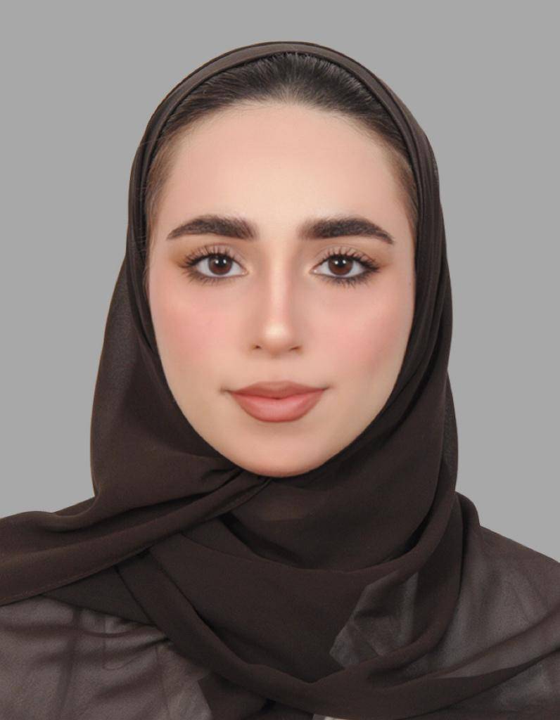 الطالبة مريم يوسف "رئيسة الجامعة الخليجية ليومٍ واحد"