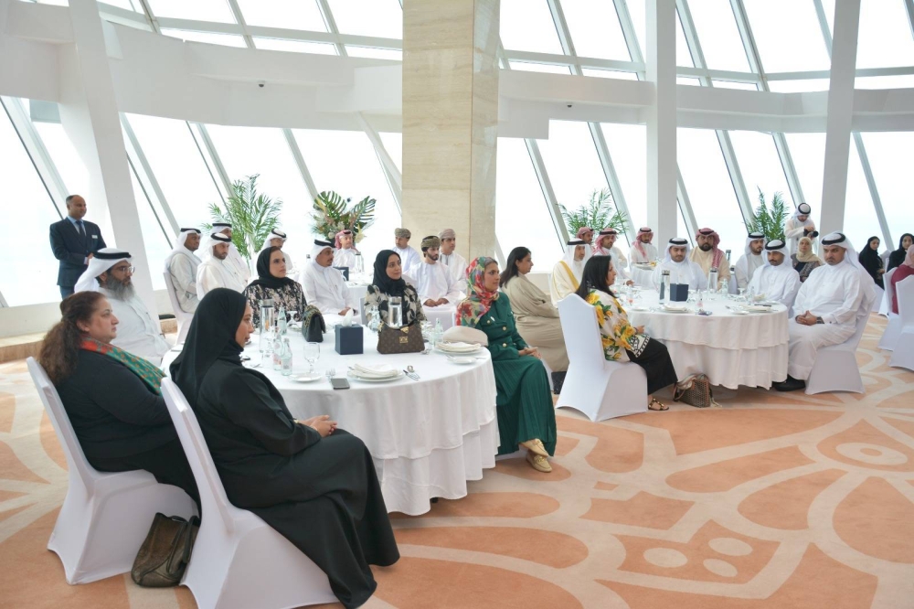 رئيس جهاز الخدمة المدنية: أبرزت الورشة أفضل الممارسات البحرينية الناجحة في مجال تقديم الخدمات
&nbsp;