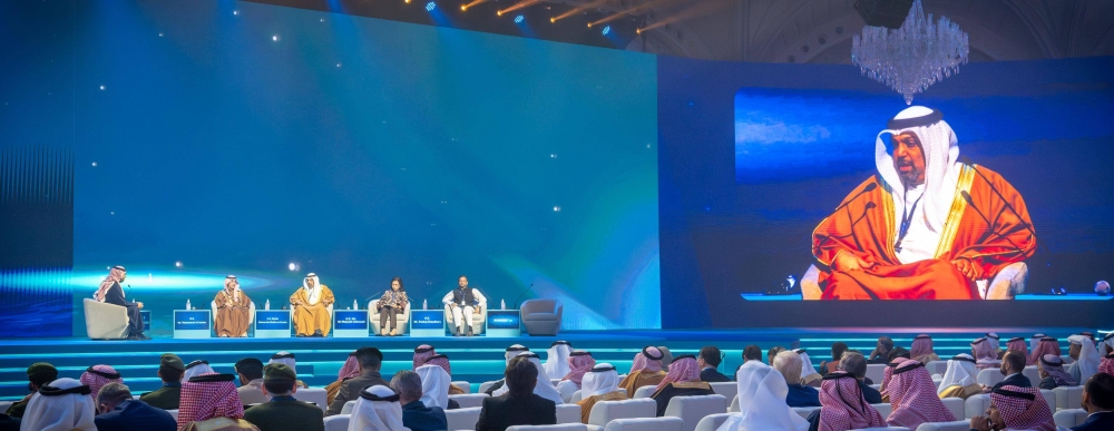 وزير المالية يشارك في جلسة حوارية بعنوان "توجيه التعافي الاقتصادي والنمو في ظل التحديات"