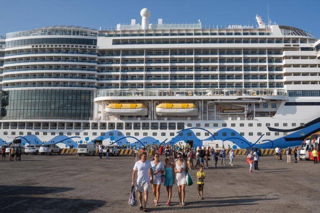 البحرين تستقبل 12 سفينة سياحية خلال موسم أعياد البحرين 2024