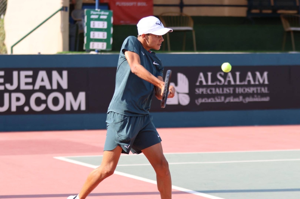 التونسي نصايري يبلغ قبل النهائي وخروج المصنفتين الأولى والثانية في فردي السيدات