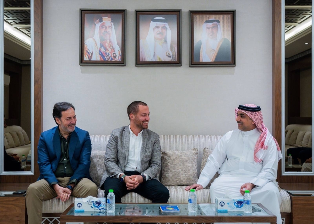 شراكة استراتيجية بين نادي المحرق ونادي قرطبة لتطوير كرة القدم