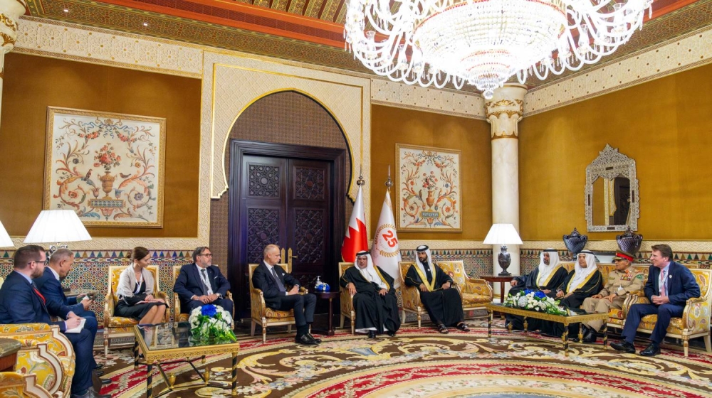 ولي العهد رئيس الوزراء: تطوير أوجه العمل والتنسيق المشترك بين البحرين والمجر نحو مستويات أكثر تنامياً