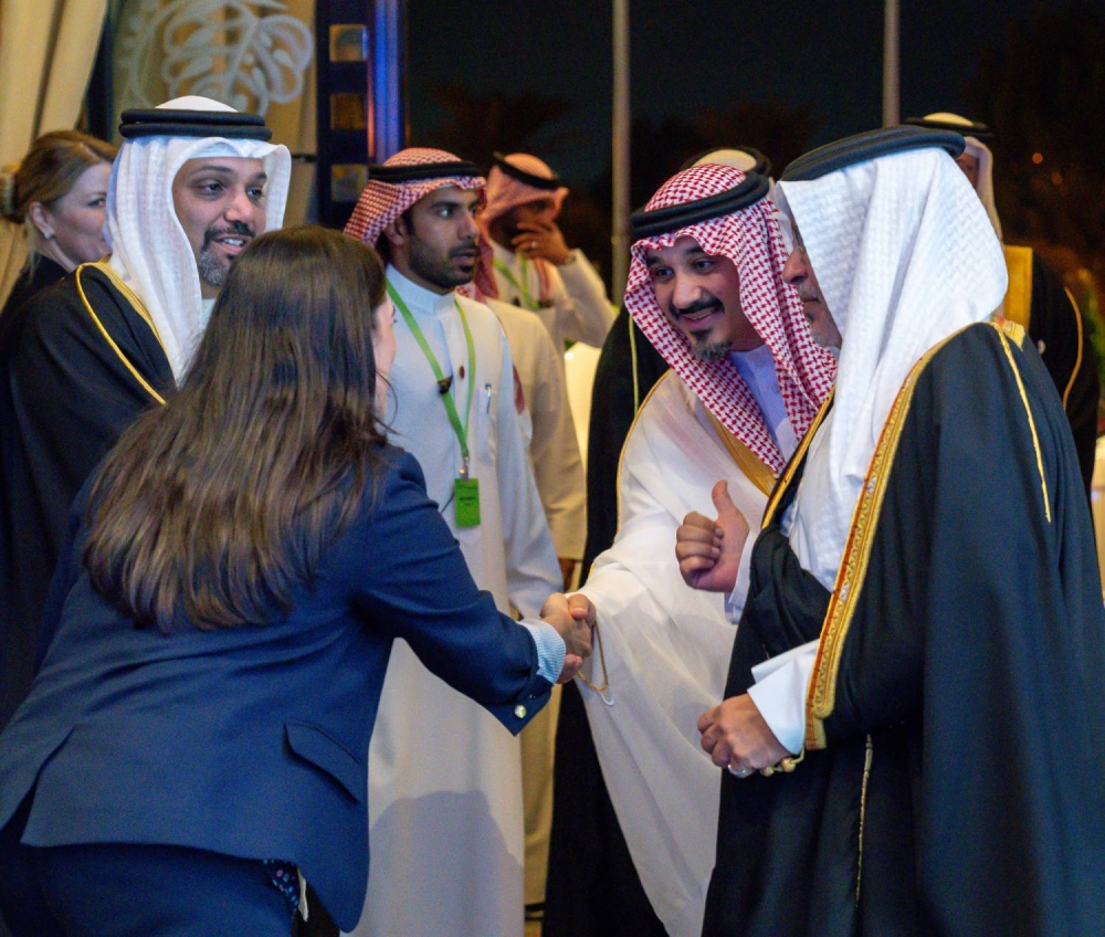 ولي العهد رئيس مجلس الوزراء يفتتح حوار المنامة 2024