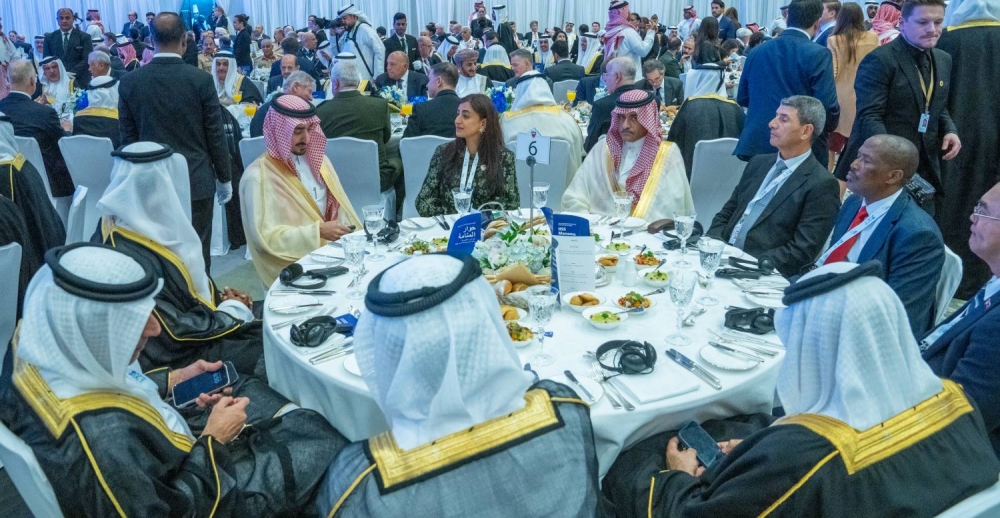 ولي العهد رئيس مجلس الوزراء يفتتح حوار المنامة 2024