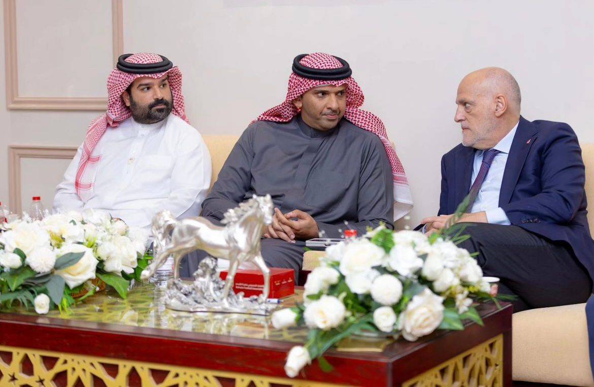 تيباس: تعاون مرتقب مع البحرين للتخطيط لكرة قدم أكثر احترافية بالمملكة