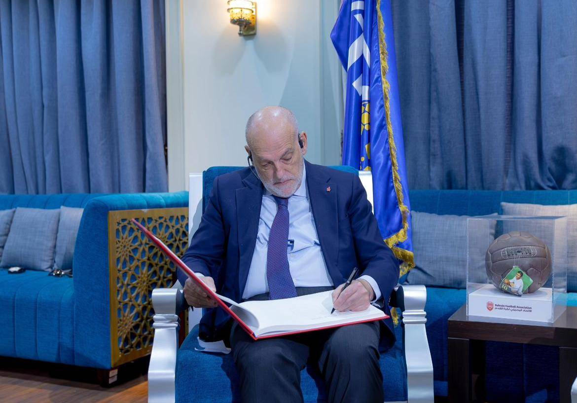 تيباس: تعاون مرتقب مع البحرين للتخطيط لكرة قدم أكثر احترافية بالمملكة