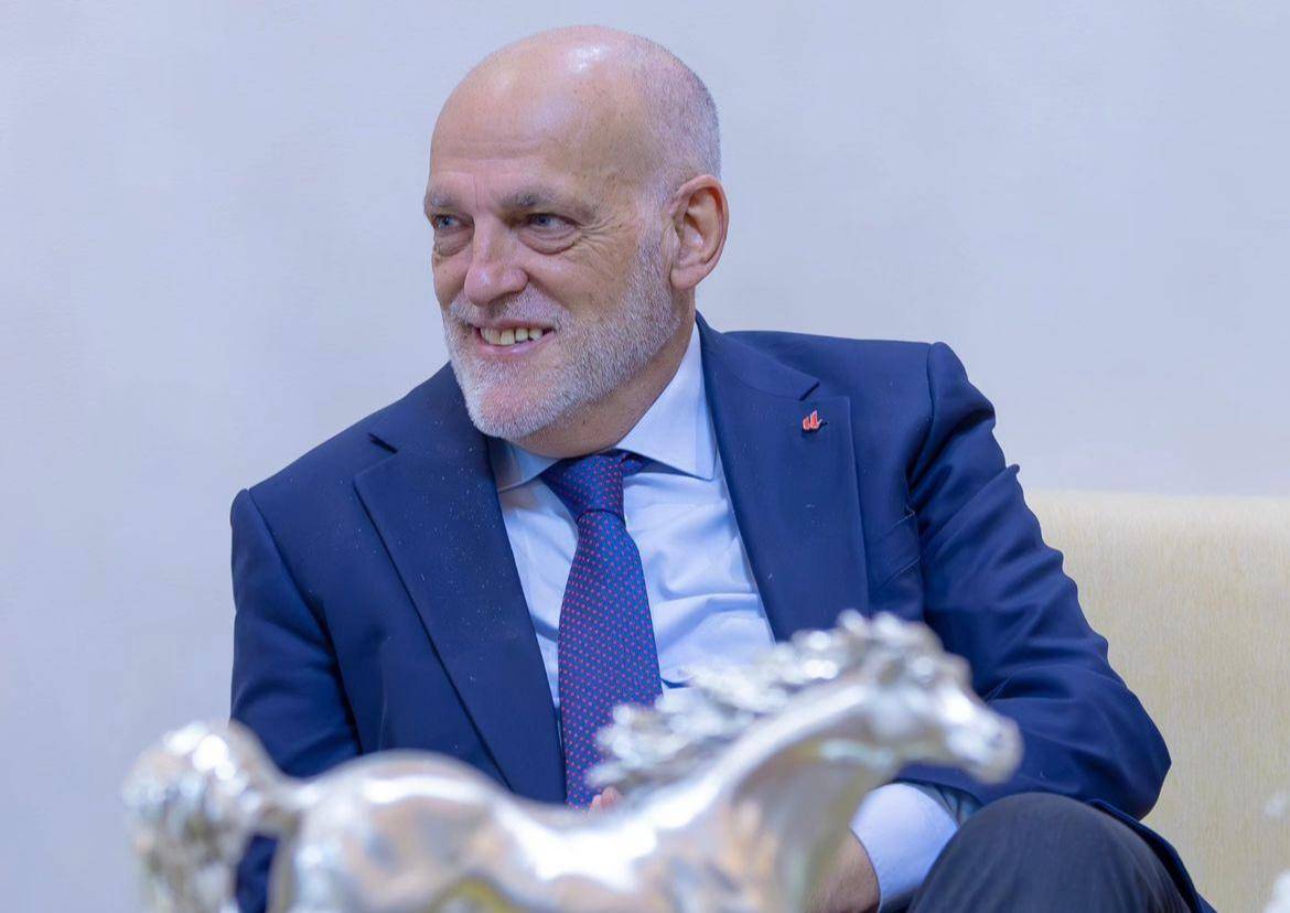 تيباس: تعاون مرتقب مع البحرين للتخطيط لكرة قدم أكثر احترافية بالمملكة