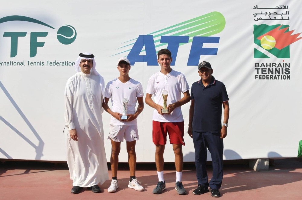 الروسي سالبيف والصربية يانوكفيتس يتوجان بفردي بطولة الاتحاد الدولي للتنس