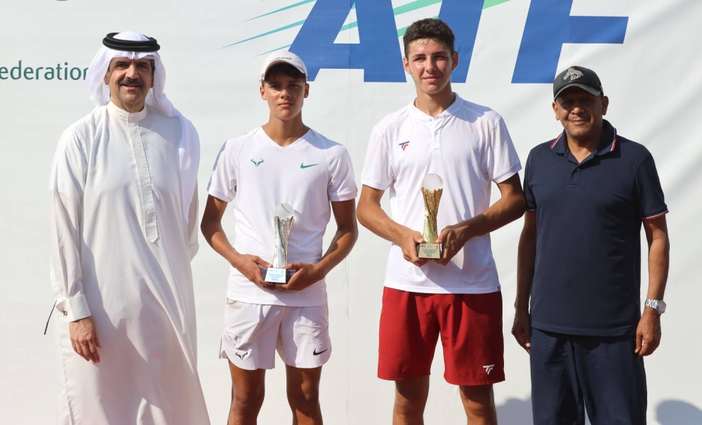 الروسي سالبيف والصربية يانوكفيتس يتوجان بفردي بطولة الاتحاد الدولي للتنس
