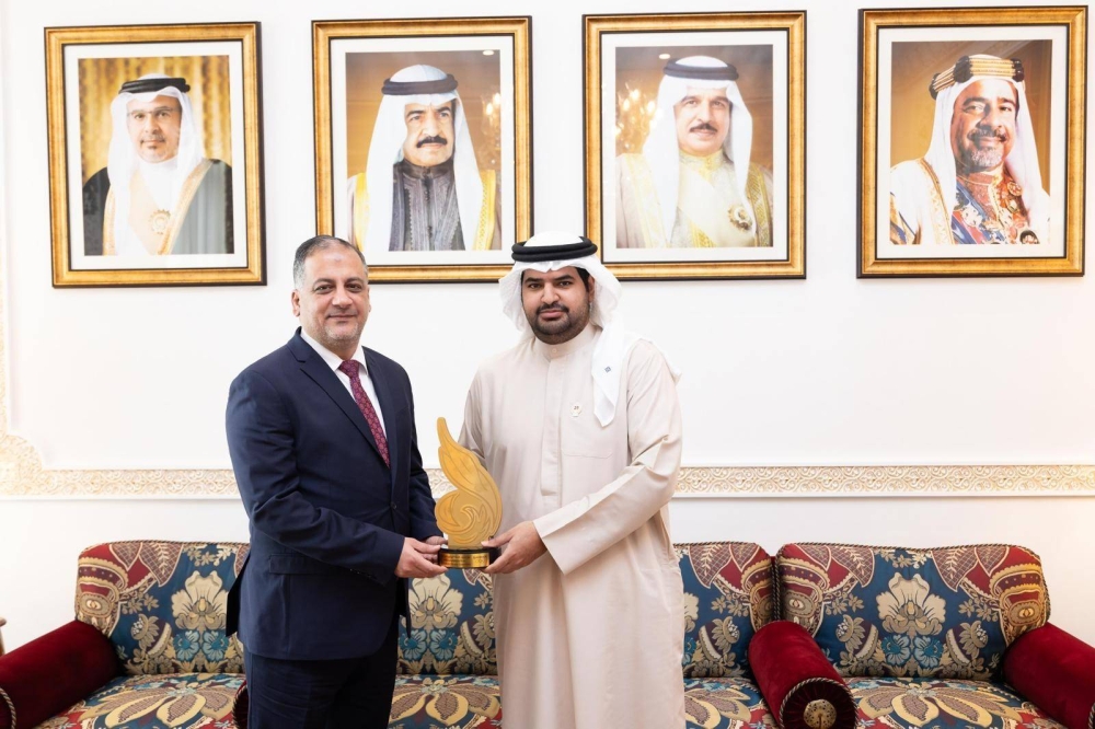 عيسى بن علي يلتقي وزير الشباب والرياضة العراقي ورئيس اللجنة الأولمبية الألبانية