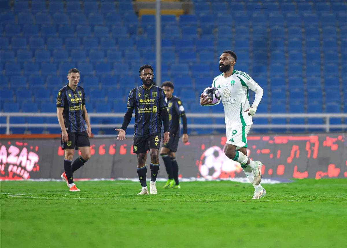 دوري روشن.. أهلي جدة يقلب الطاولة على التعاون ويخطف الثلاث نقاط