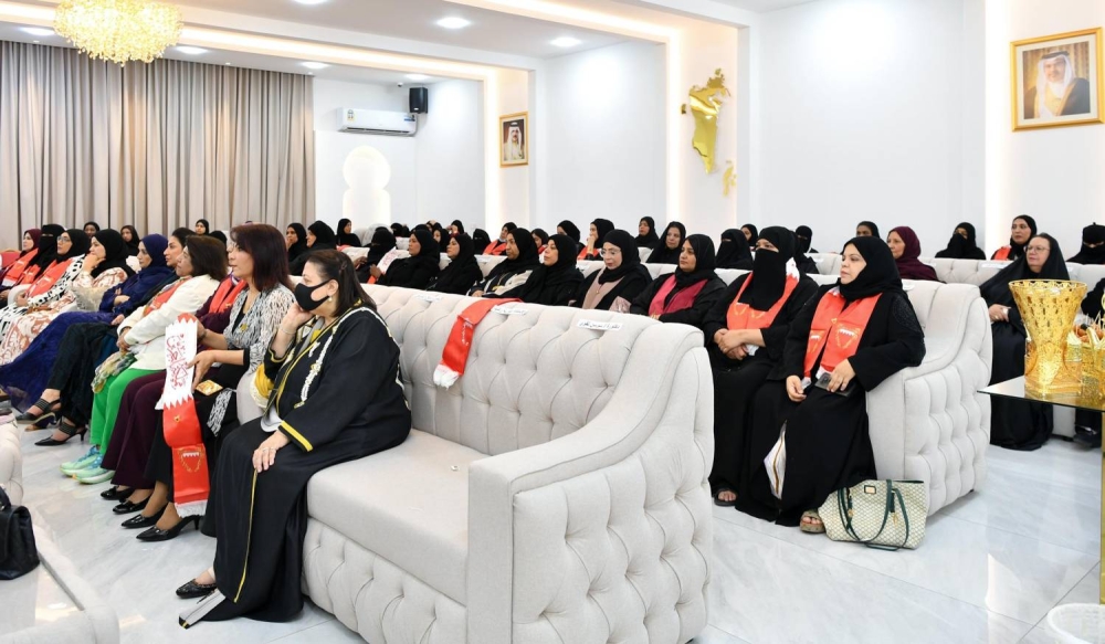 تجمع الوحدة الوطنية يكرم ستين سيدة بحرينية من المتميزات والناشطات في مؤسسات المجتمع المدني*