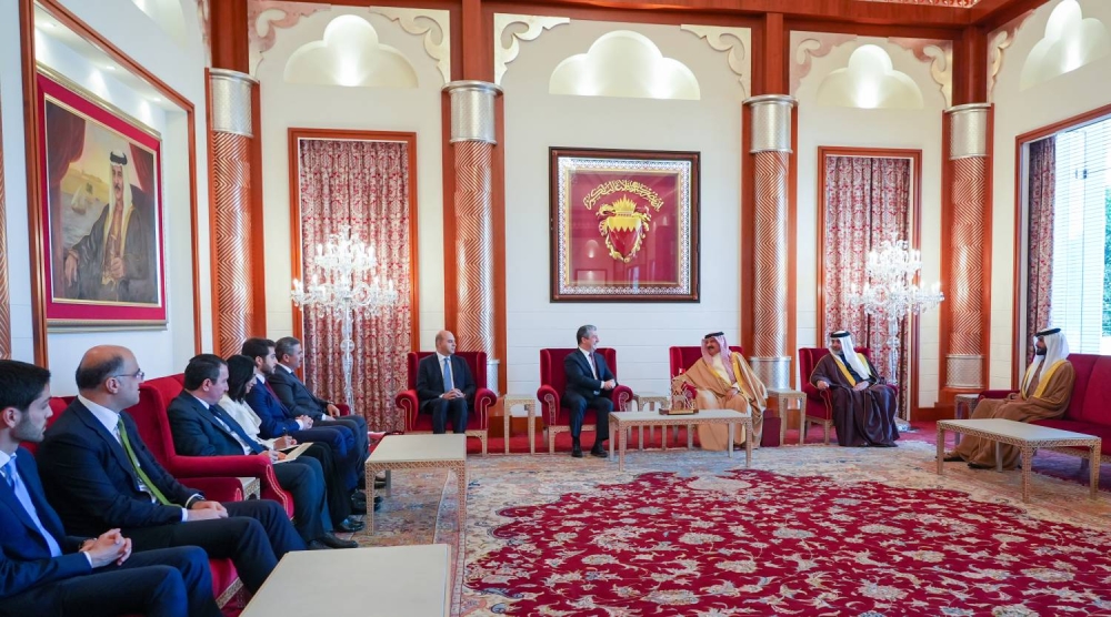الملك يستقبل رئيس وزراء إقليم كردستان العراق