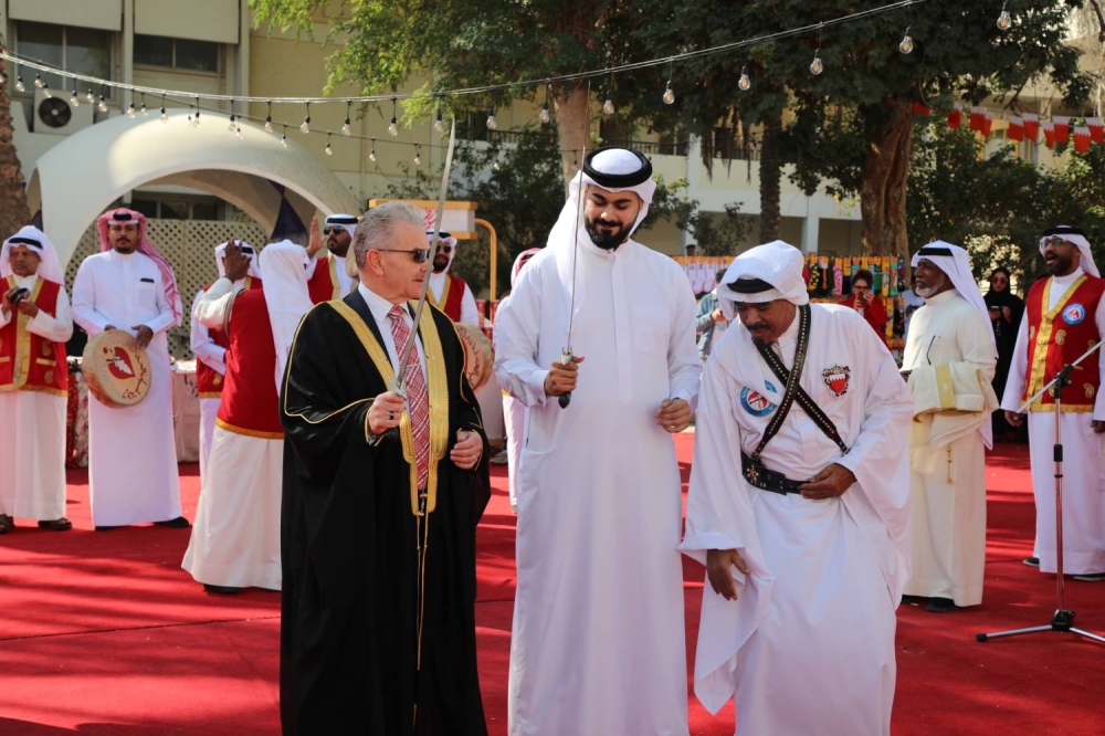 بوليتكنك البحرين تحيي التراث الأصيل احتفالًا بالأعياد الوطنية