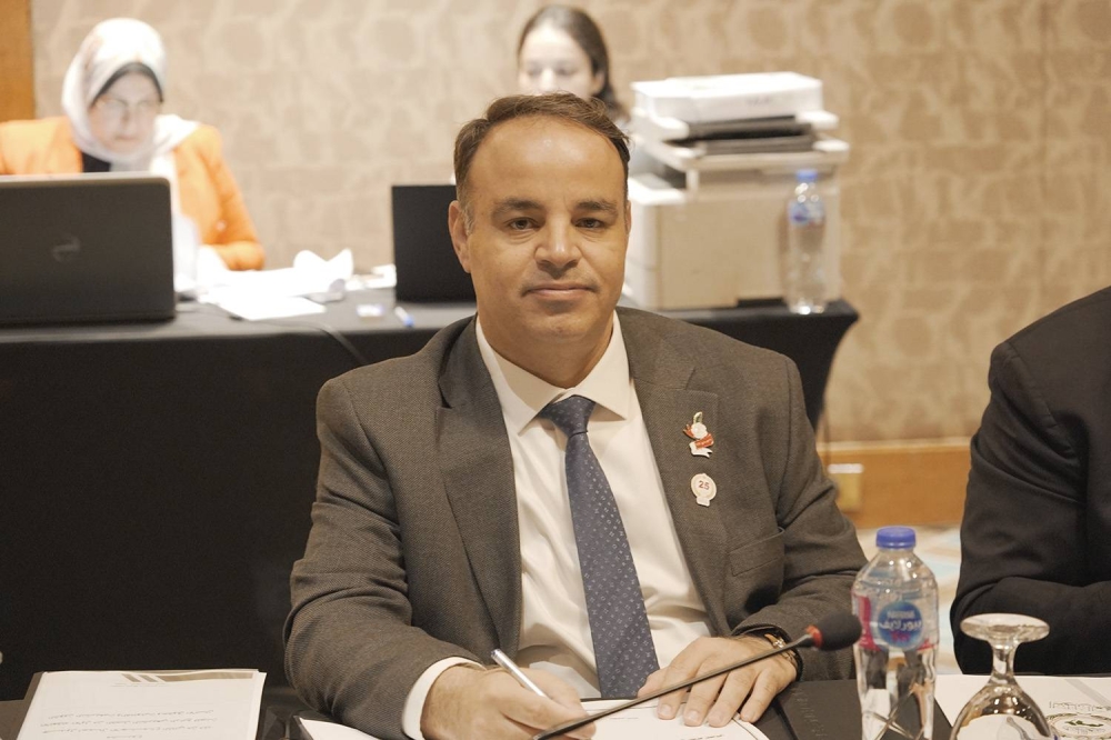 العشيري: التأكيد على جهود البحرين الداعمة للأمن والسلام