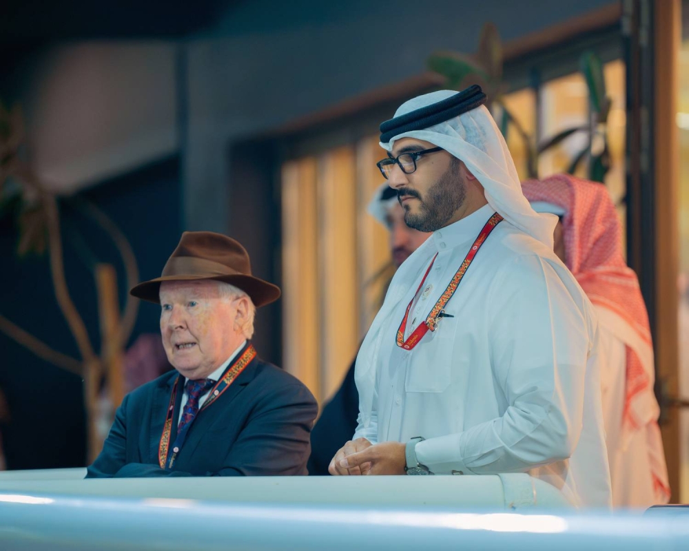 نجاح متميز وانتصارات مثيرة بانطلاق مهرجان العيد الوطني لسباق الخيل