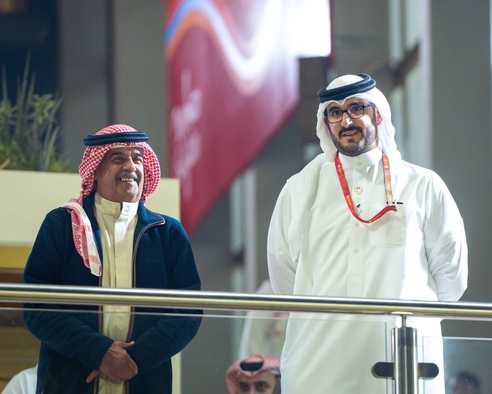 نجاح متميز وانتصارات مثيرة بانطلاق مهرجان العيد الوطني لسباق الخيل