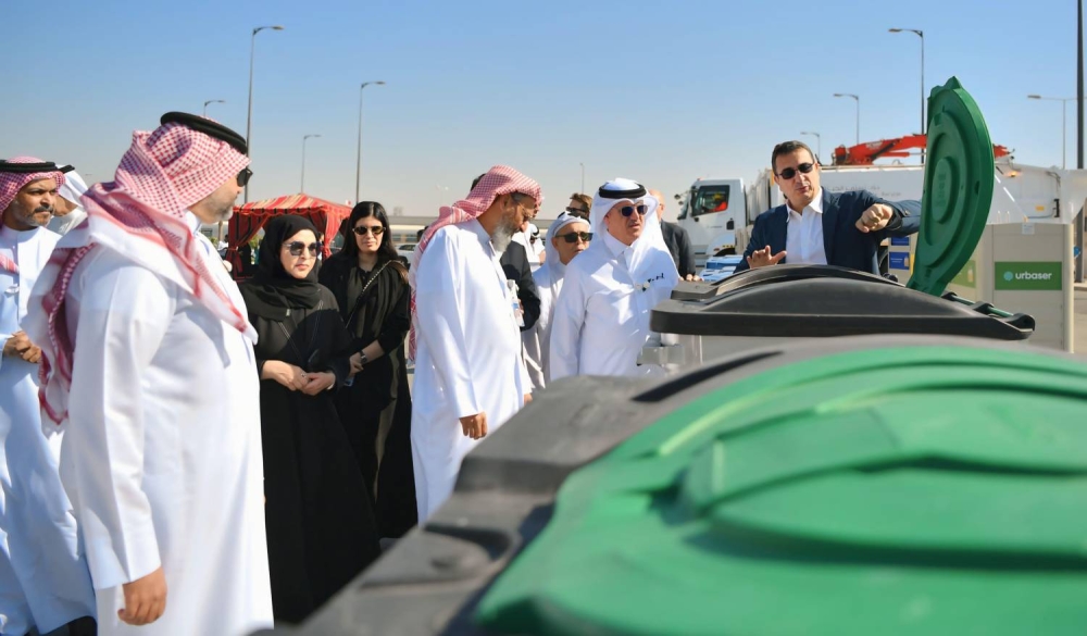 وزارة شؤون البلديات والزراعة تبرم عقود مع شركات نظافة لتوفير خدمة إعادة تدوير ومعالجة النفايات