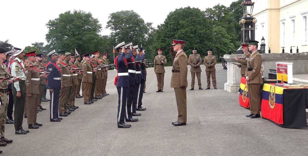 25 عاماً من الاستقرار الأمني بفضل الدعم الملكي والاهتمام الحكومي والاخلاص المهني