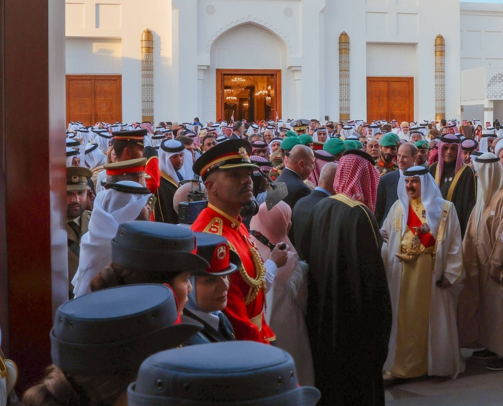 الملك يتفضل فيشمل برعايته الكريمة احتفال مملكة البحرين بأعيادها الوطنية