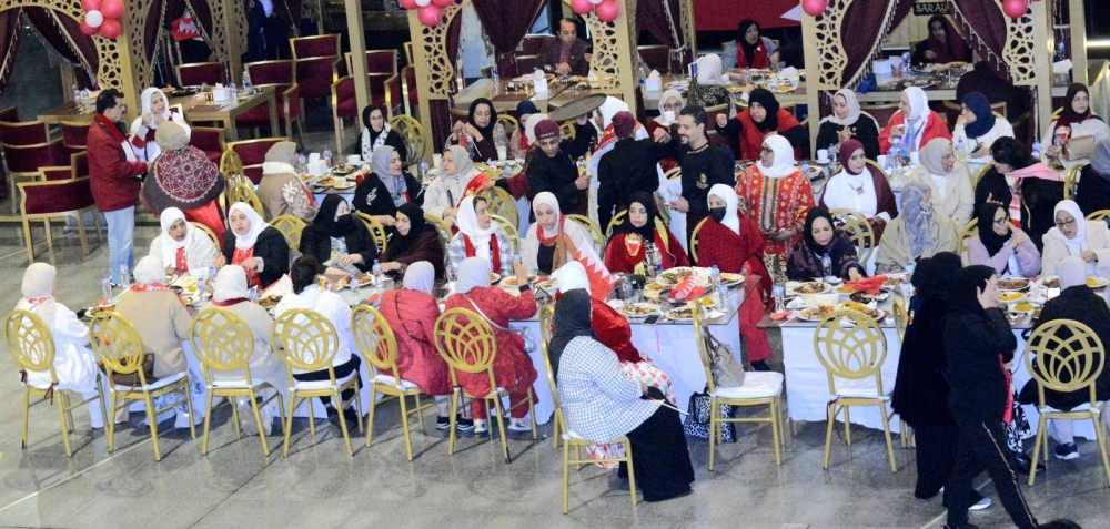 ١٠٠ فرد بقافلة بحرينية تحتفل بعيد الجلوس وذكرى الاستقلال في أرض الكنانة برعاية مجلس خوات دنيا